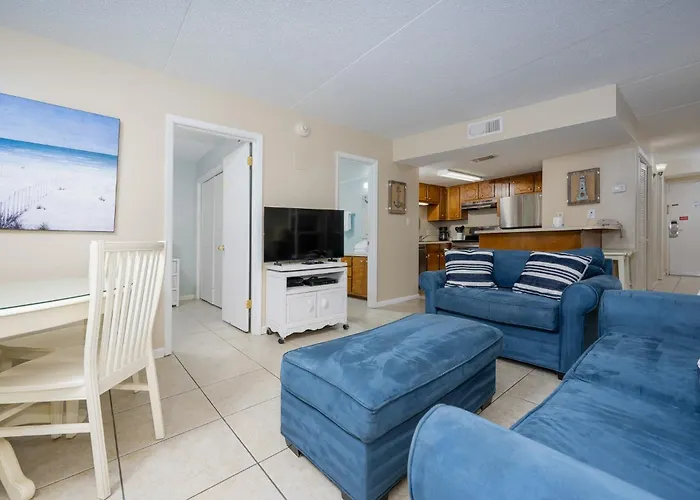 Apartment Island Winds East 210