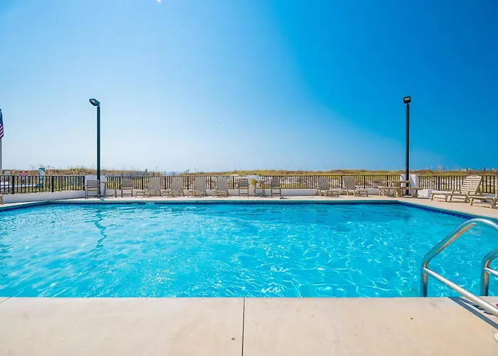 Island Winds East 210 Apartment